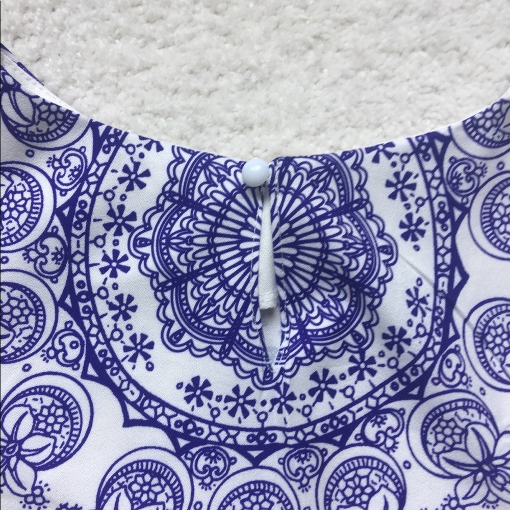 Crop Top Set - Picture 7 of 7